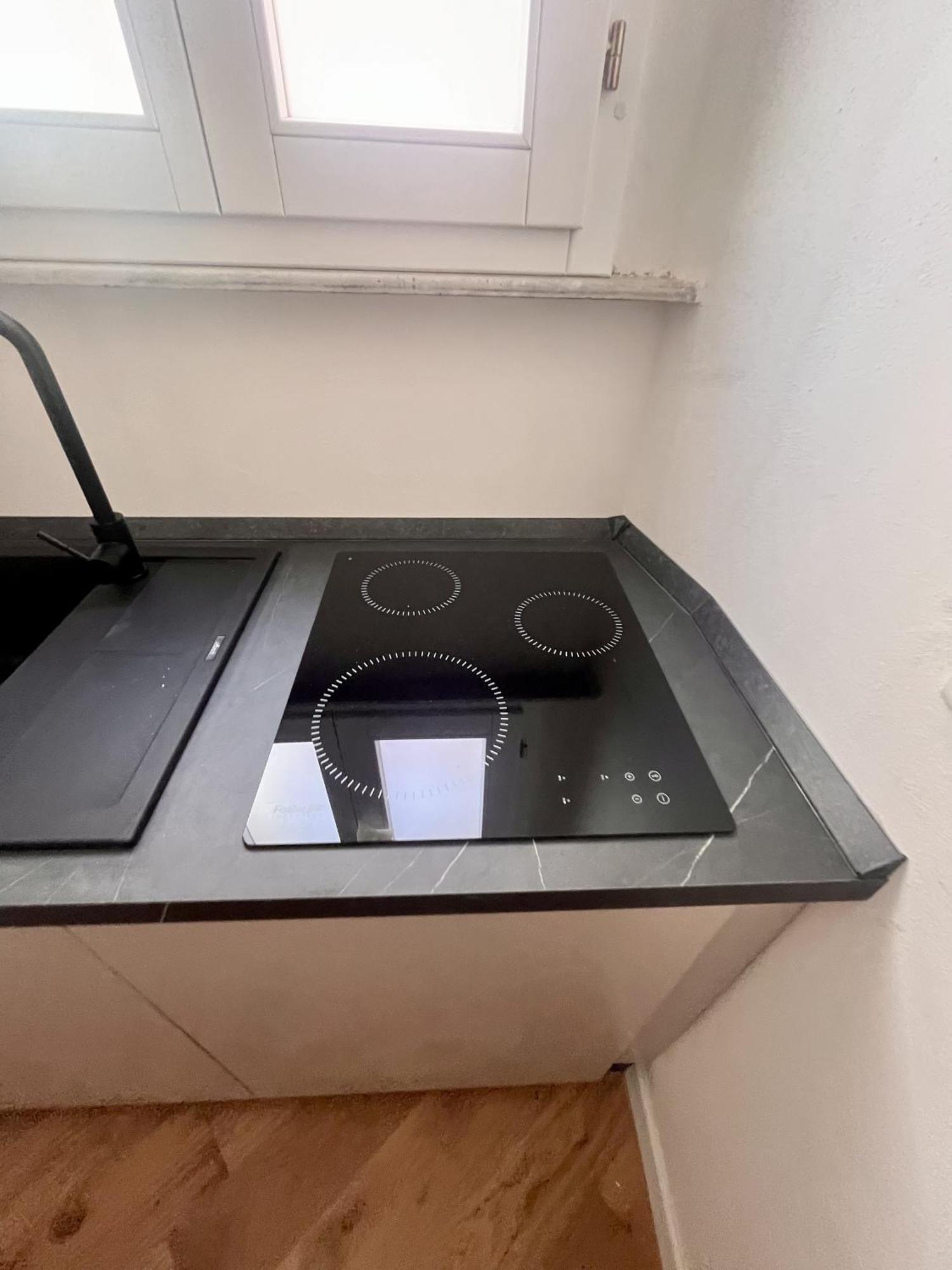 Luxury Apartment Centro Storico Piombino Exterior photo