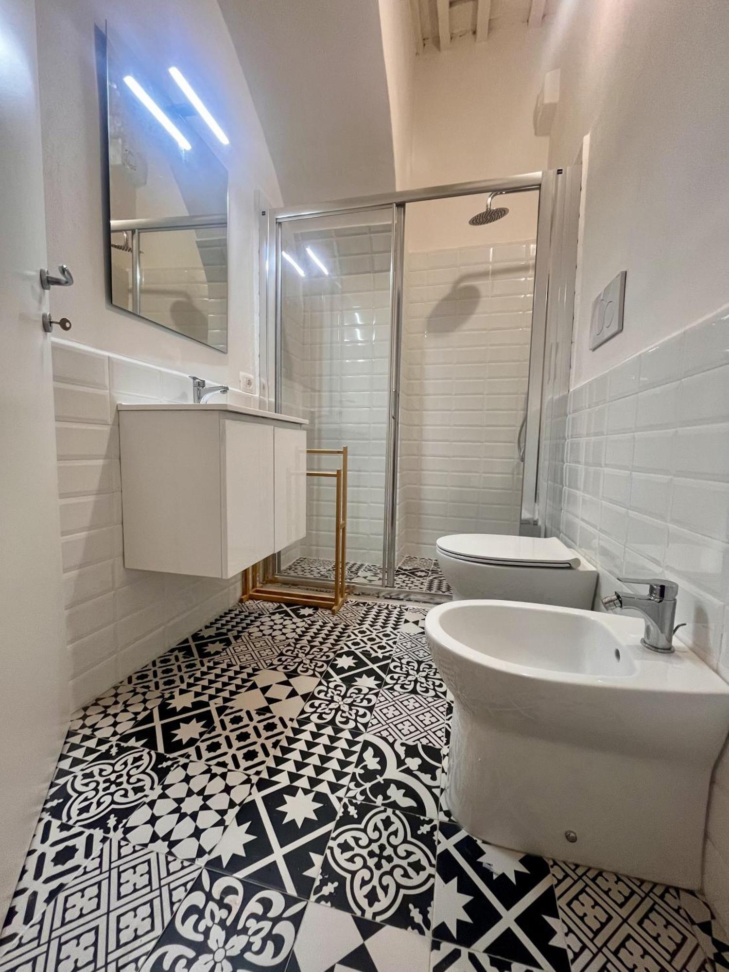 Luxury Apartment Centro Storico Piombino Exterior photo